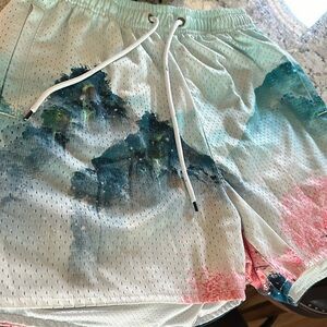 Youngla Shorts size Large
